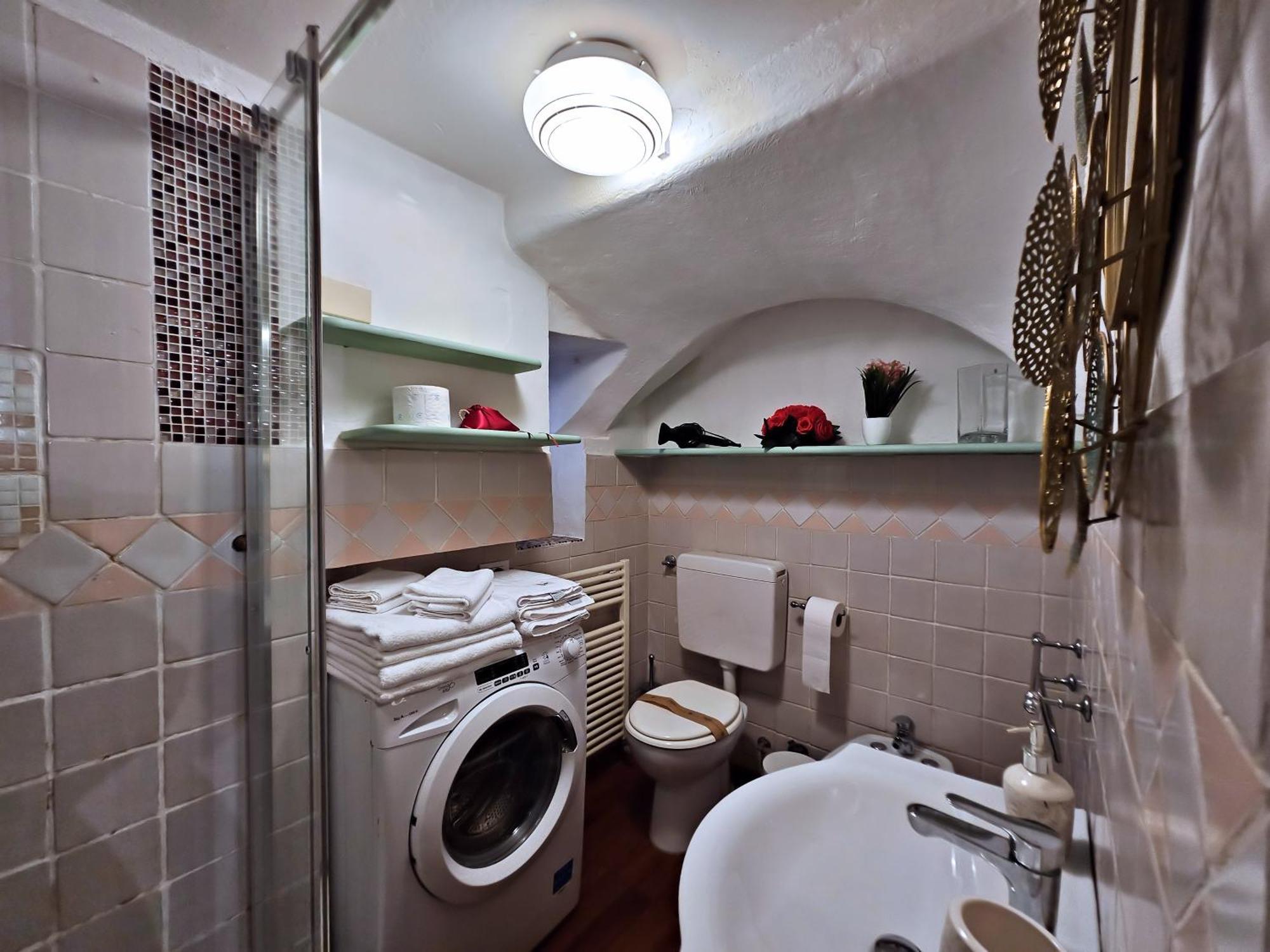דירות בולוניה Residenza Saragozza Nuovo Stile Gipsy 2025 ! מראה חיצוני תמונה